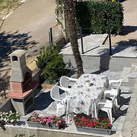 Apartmani Foresta Kras Bagian luar foto